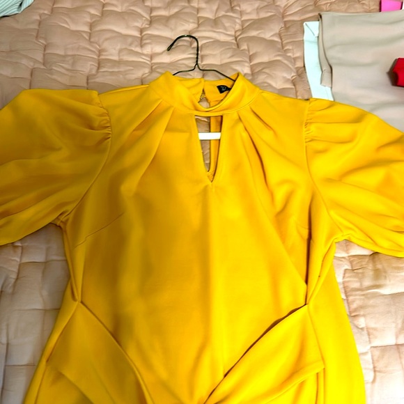 Short sleeve front tie midi dress - Picture 3 of 4